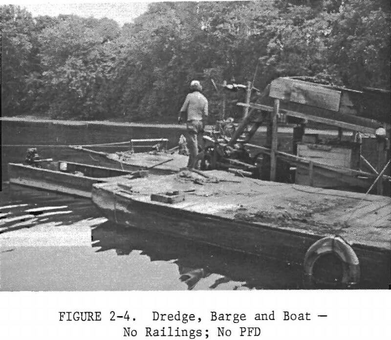 dredge barge and boat