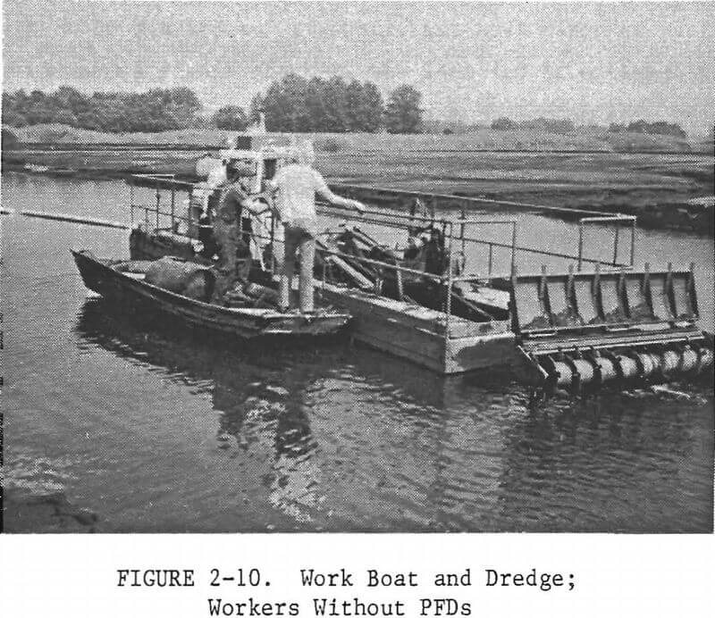 dredge and work boat